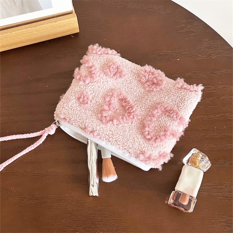 Cute Heart Makeup Bag Large Capacity Toiletry Organizer for Women Travel Cosmetic Pouch for Lipstick Cards Essentials Case
