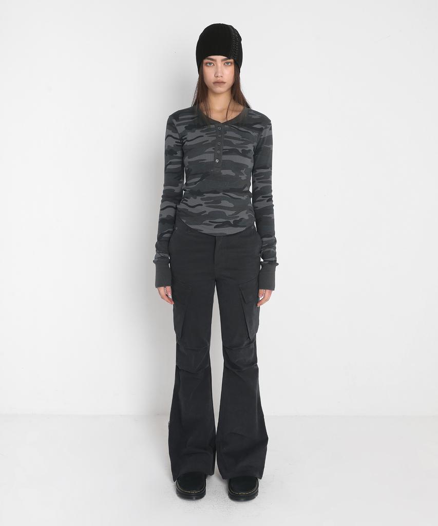 Saendeulig Bootcut Cargo Pants_Charcoal