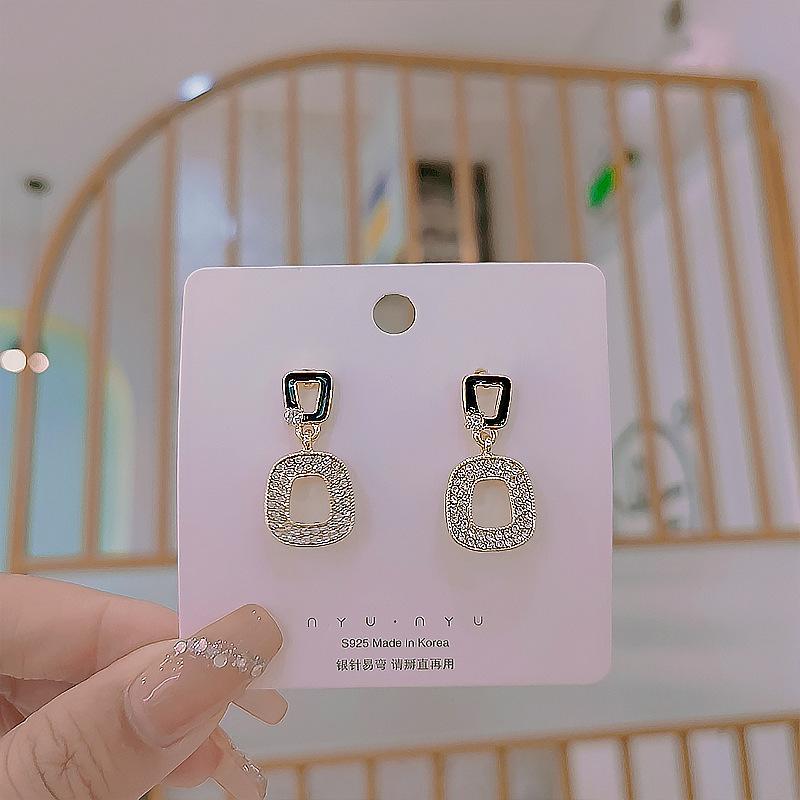S925 silver needle hollow geometric micro-diamond earrings design sense niche exquisite earrings fashionable and elegant temperament