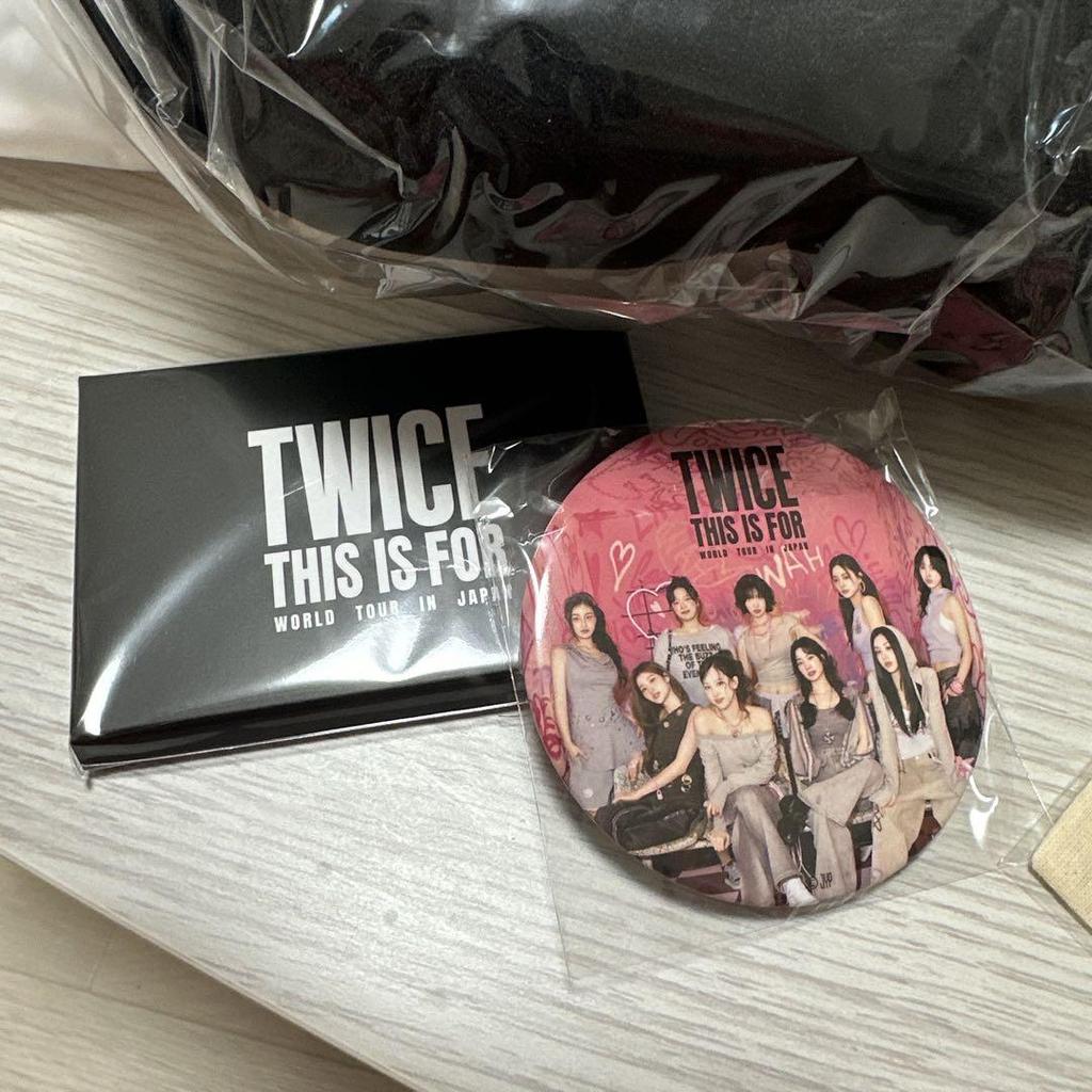 [USED] TWICE Upgrade Goods