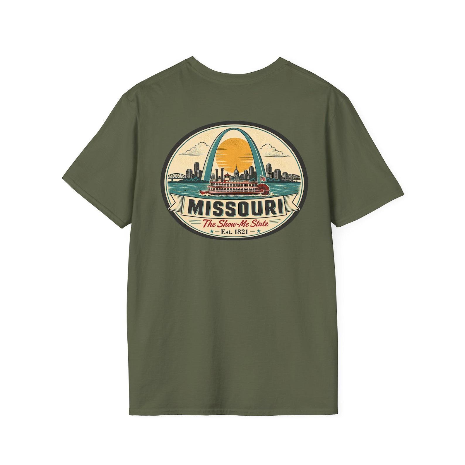 Missouri Gateway Arch T-Shirt | Vintage Mid-Century Travel Luggage Tag Tee | Show-Me State Souvenir | MO Road Trip Gift 2XL