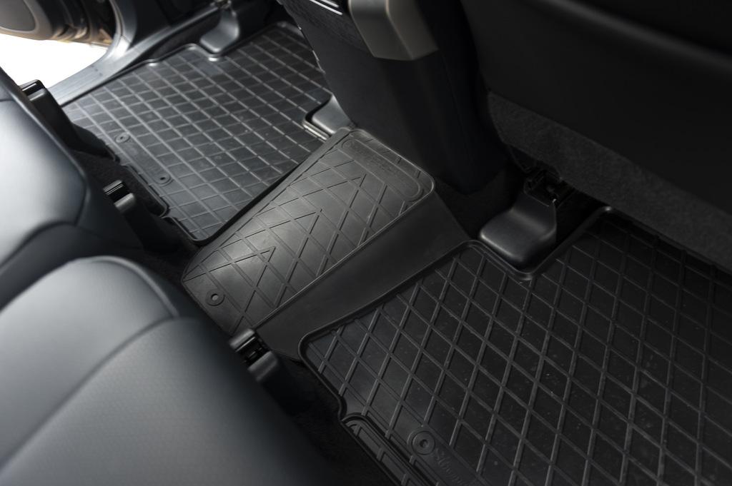 Rohož do zadní příčky (Stingray Premium) pro Toyota Land Cruiser Prado 150