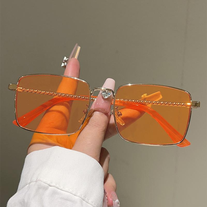 Vintage Square Sunglasses Men Fashion Full Metal Rim Casual Sun Glasses Women  New Trendy Retro Design Decor Shades