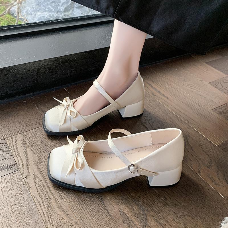 

French evening wind Mary Jane shoes women s thick heel single shoes 2025 new spring and summer gentle matching skirt high heels 39