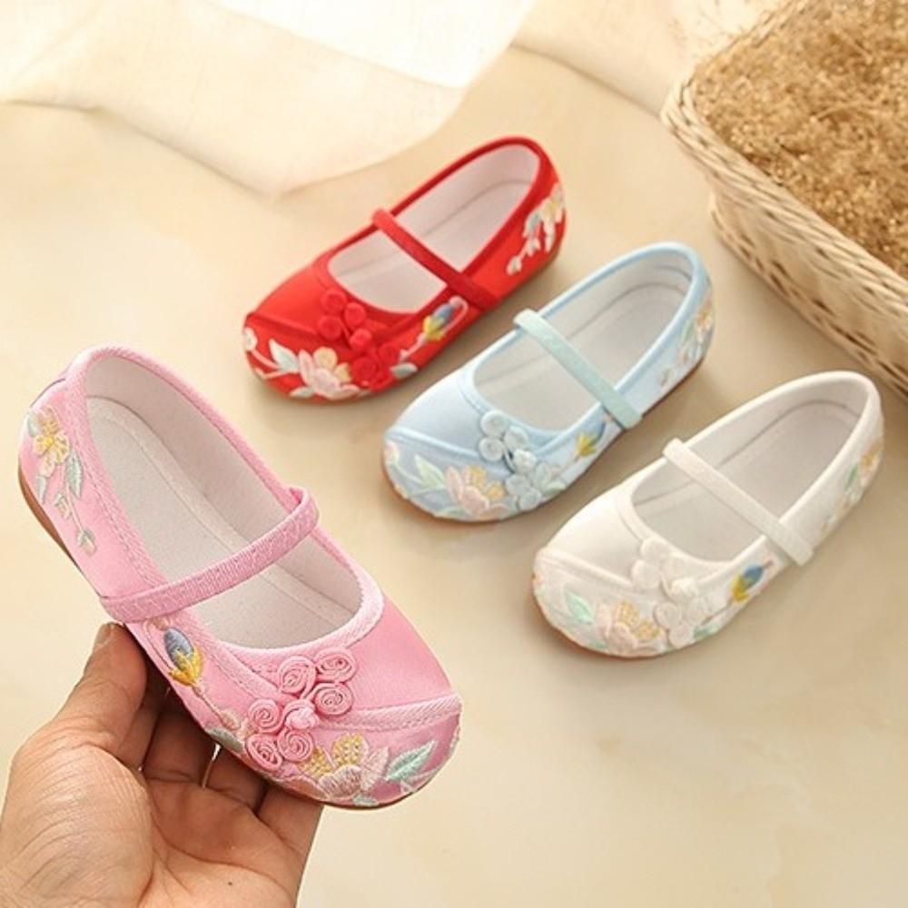 Chinese Style Girls' Dancing Shoes Wear Resistant Non-slip Embroidered Cloth Shoes Professional Breathable