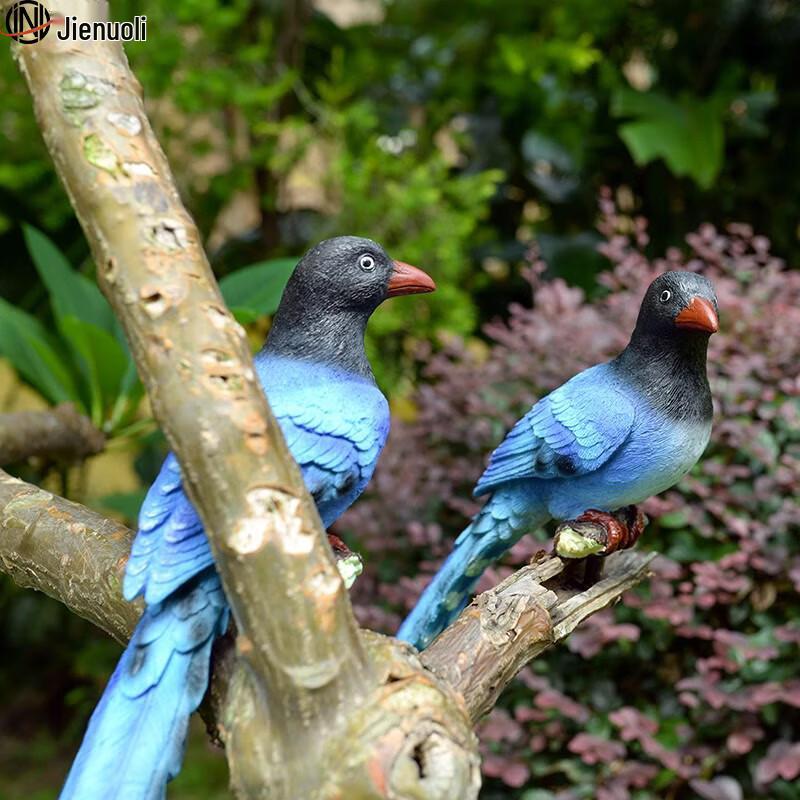 Lifelike Resin Parrot Garden Decoration
