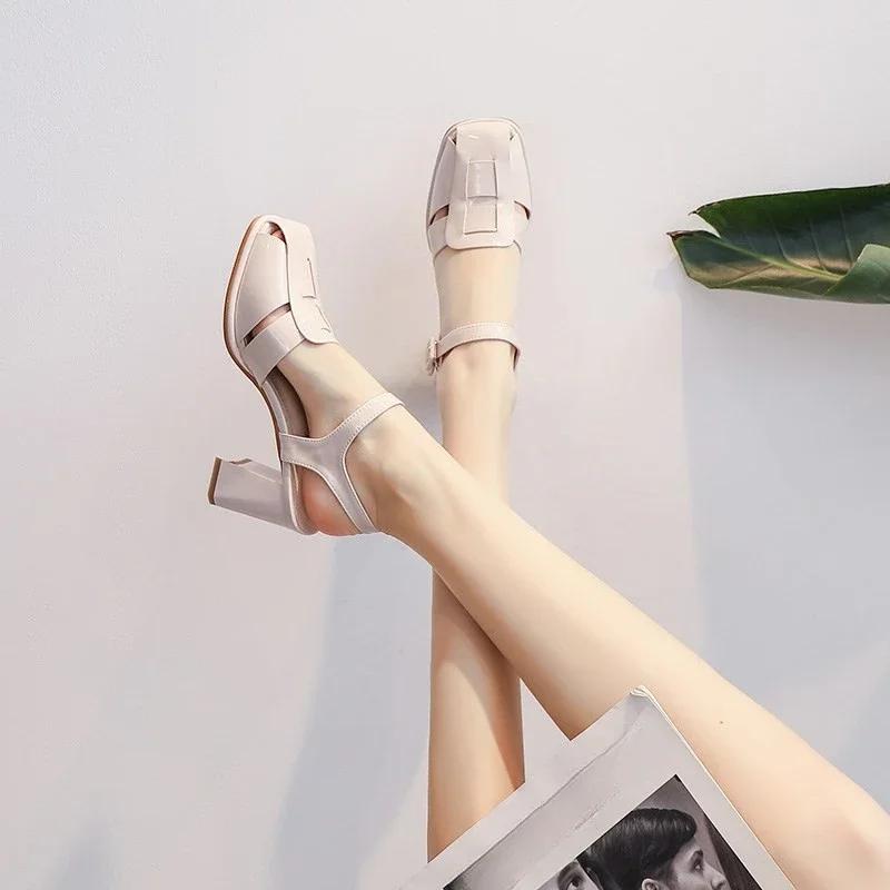 Spring/summer New Thick Heel Buckle Comfortable and Elegant Women's Shoes Fashionable Party Breathable Banquet High Heel Sandals