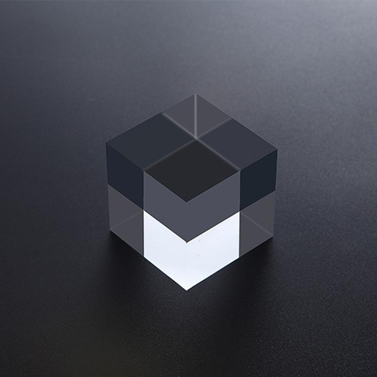 

3 PCS Cube 4x4x4cm Transparent Acrylic Geometric Photo Props Photography Background Plate Ornaments 3 PCS Cube 4x4x4cm