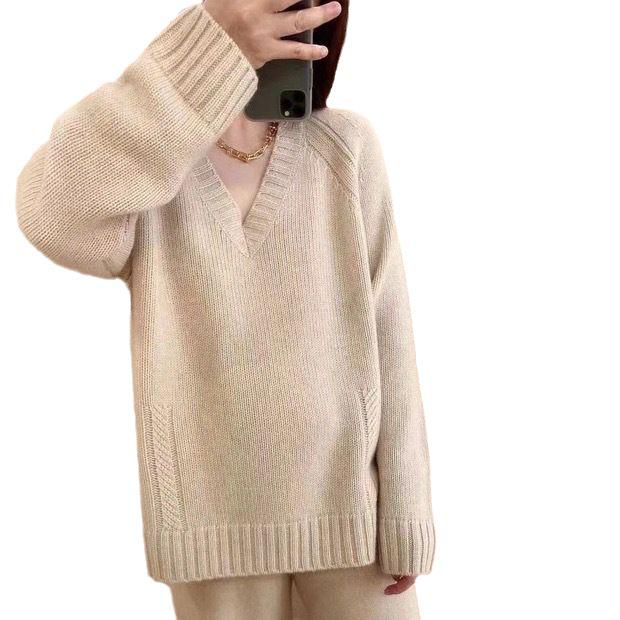 European V-Neck 100% Wool Sweater - Stylish, Loose-Fit Pullover for Autumn/Winter, Casual & Fashionable Women's Wear