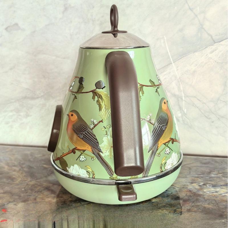 Retro Luxury Kettle with Temperature Display and New Patent Design