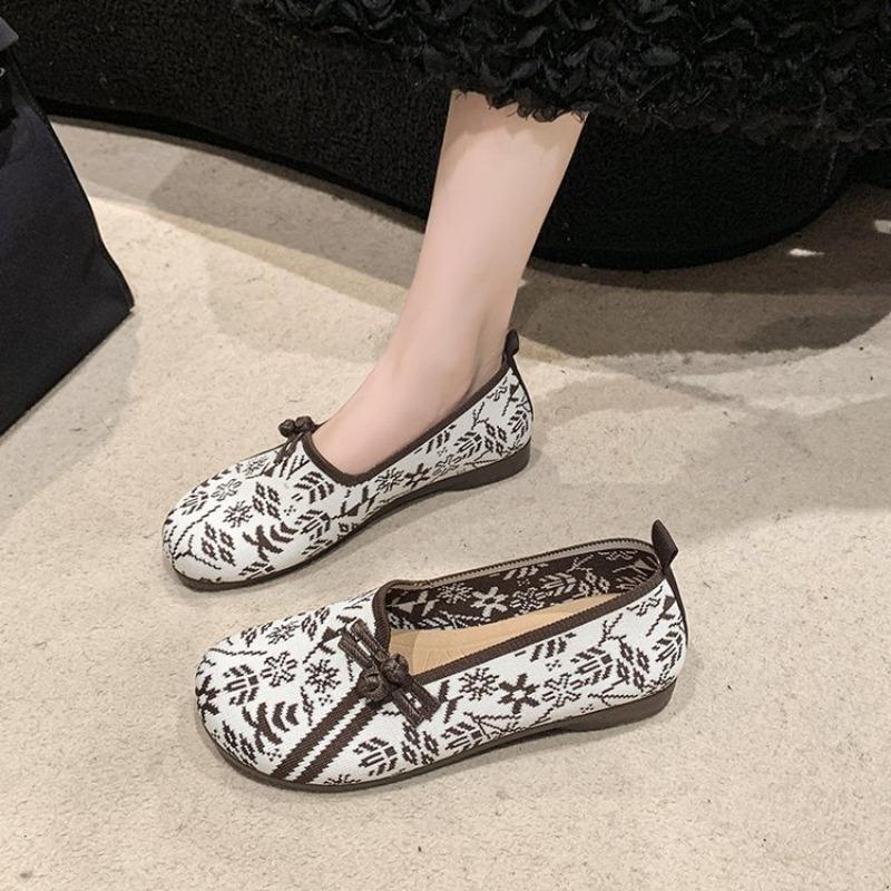 New Women's Ballet Flat Shoes Retro Chinese Women's Comfortable Soft Shoes Cotton Button Print