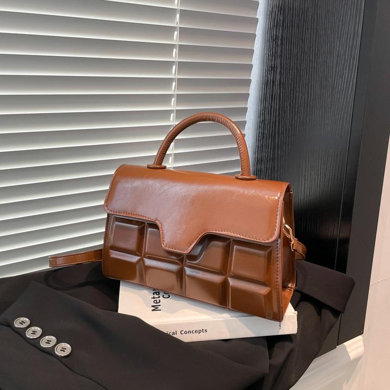 Premium Handbag 2025 Spring New Niche Design Versatile Ins Shoulder Messenger Bag Temperament Small Square Bag