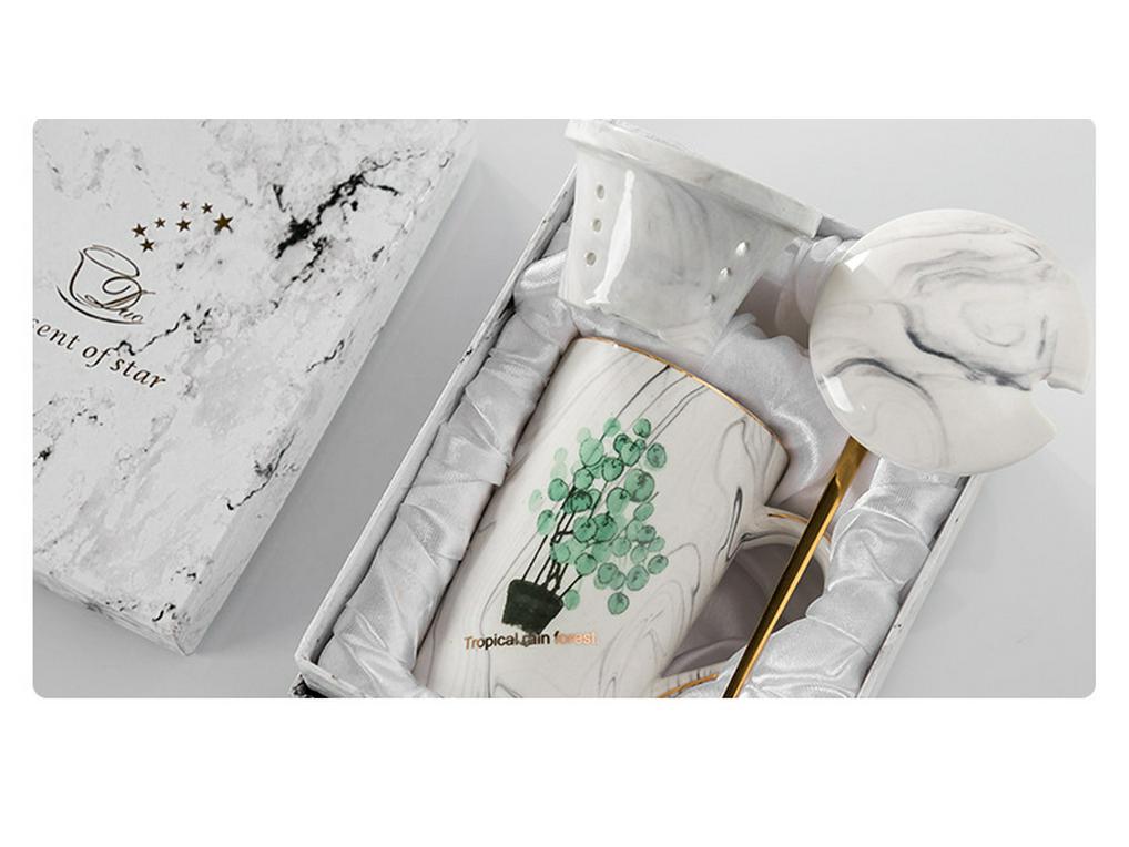 Trendy Japanese Ceramic Coffee Mug with Spoon & Lid – Home Gift Souvenir