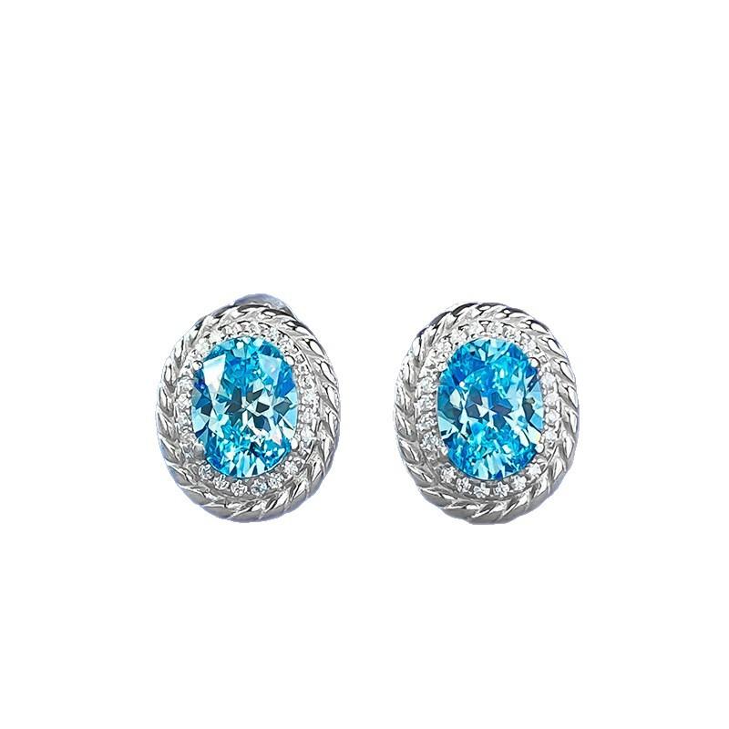 1.5 Carat Sky Blue Threaded Stud Earrings Light Luxury Temperament