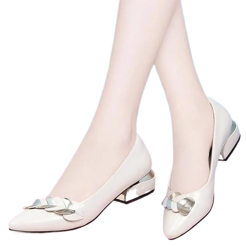 Vier Jahreszeiten Damenschuhe Mama Schuhe Mode Spitz Atmungsaktiv Lässig Flachmund Flache Sohle Koreanische Ausgabe Damenschuhe Arbeitsschuhe