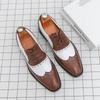 Retro Męskie Buty Eleganckie Trend Codzienne Biznesowe Społeczne Skórzane Buty Dla Mężczyzn Ślubne Buty Oxford Męskie Klasyczne Party Brogsy Męskie