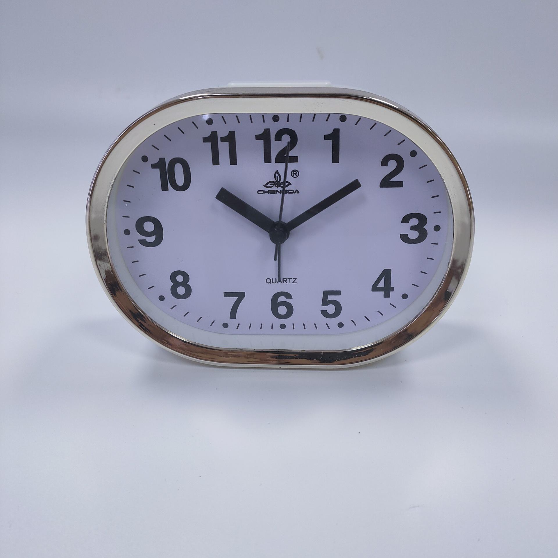 

Маленький будильник на прикроватной тумбочке студента, простой домашний настольный будильник с прыгающей секундной стрелкой A225-228, современный простой будильник