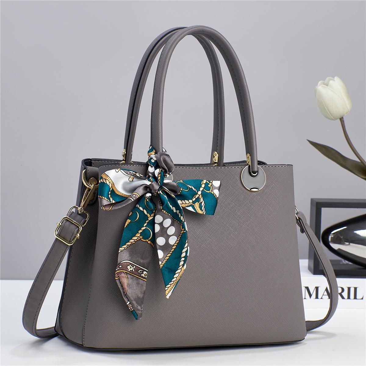 

Temperament mother bag handbag elegant atmosphere shoulder messenger bag quality atmosphere 28*12*21 серый