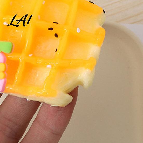Soft Bread Toy Stress Relief Croissant Squeeze Waffle Donut Cheese Sensory Portable Fidget Simulated Food Pinch Decompression Tools Ball