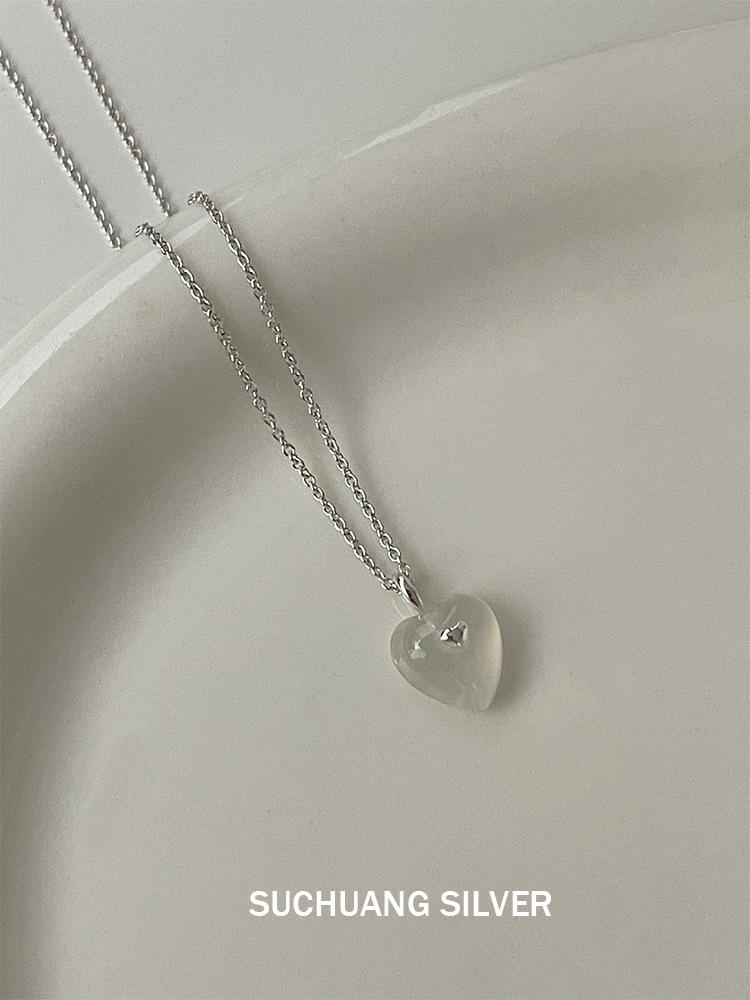 Su Chuang S925 Sterling Silver White Agate Heart Necklace for Women - Sweet, Versatile, and Elegant Clavicle Chain