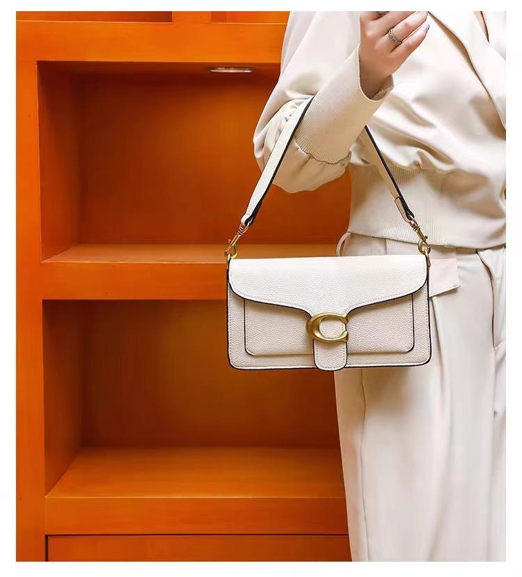 Dámská crossbody kabelka 2024 z pravé kůže - Design obálky Dionysus s texturou liči