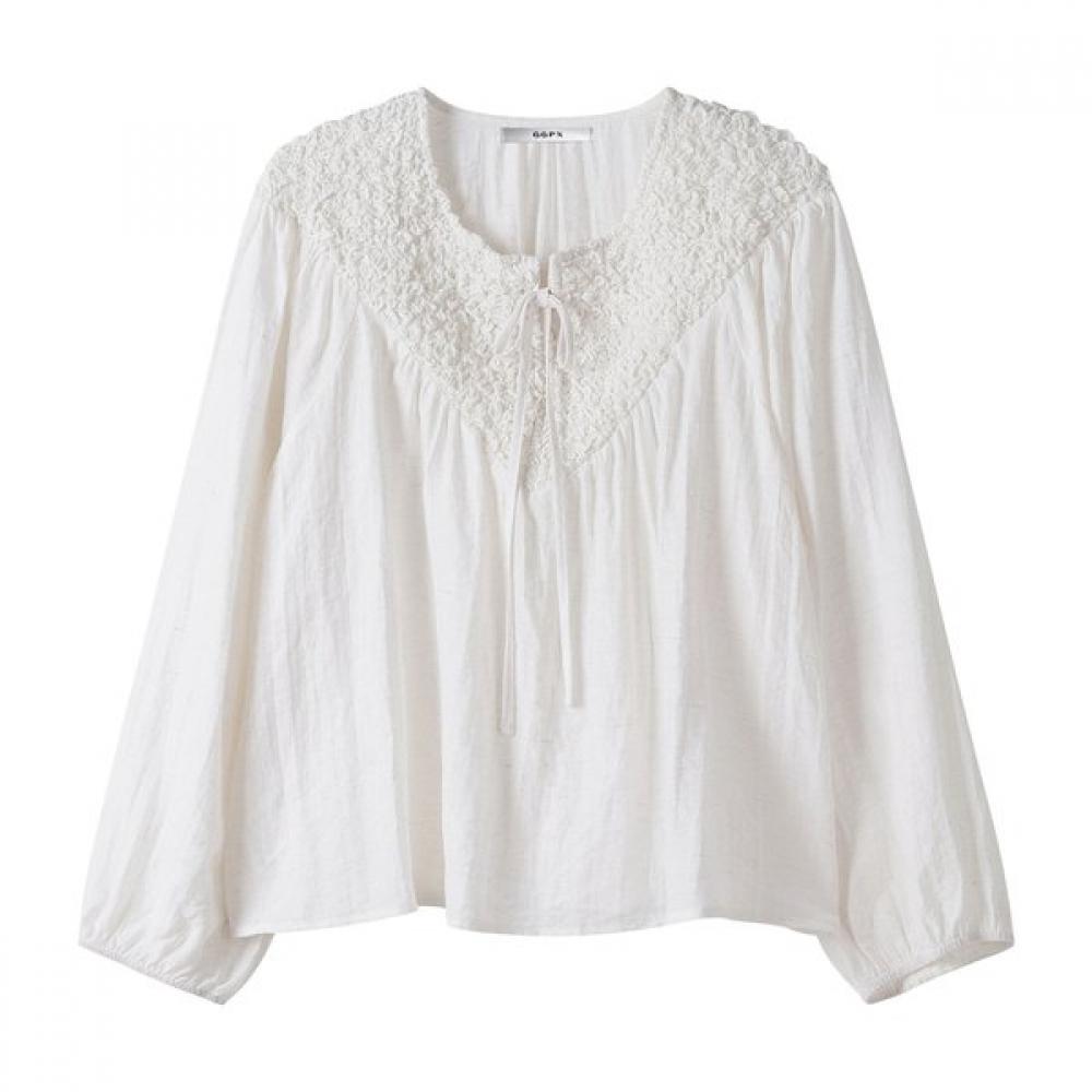 GGPX New York Embossed Ribbon Neck Blouse  Gq3sh047f 