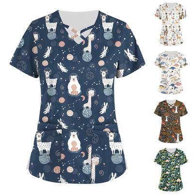 Uniforme de travail imprimé mignon grande taille, hauts pour femmes, col en v croisé, manches courtes, T-Shirts amusants, vêtements de travail, t-shirt avec poches