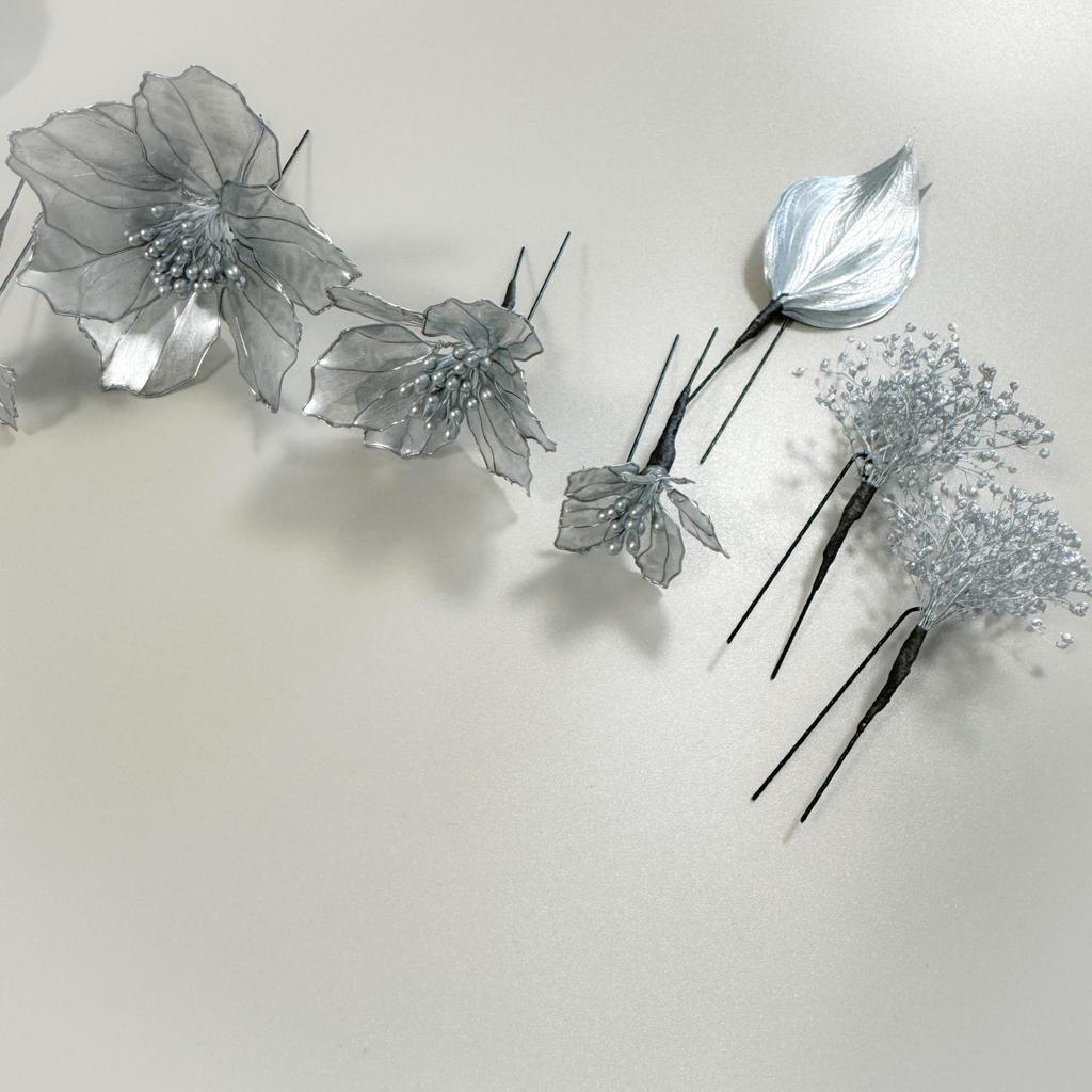 Ensemble de diadème Fleur Américaine Argenté: Feuilles Argentées, Gypsophile Argenté