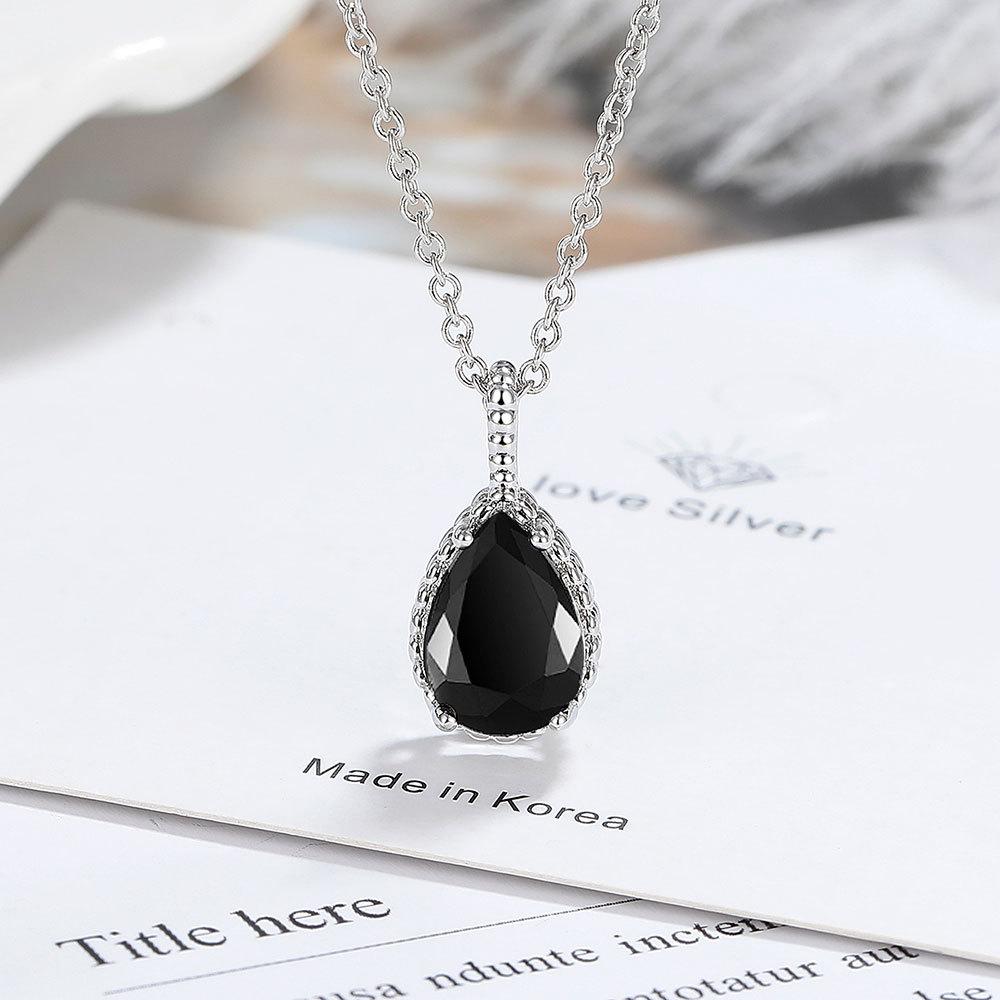 Romantic Holidays Water Drop Zircon Necklace Classic Single Teardrop Collarbone Chain Pear Pendant Necklace Female Gifts for Girlfriends