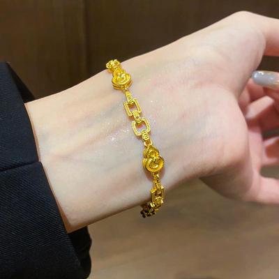 Vergoldetes verstellbares Kürbisarmband - Retro-Hofstil, leichter Luxusschmuck für Damen.
