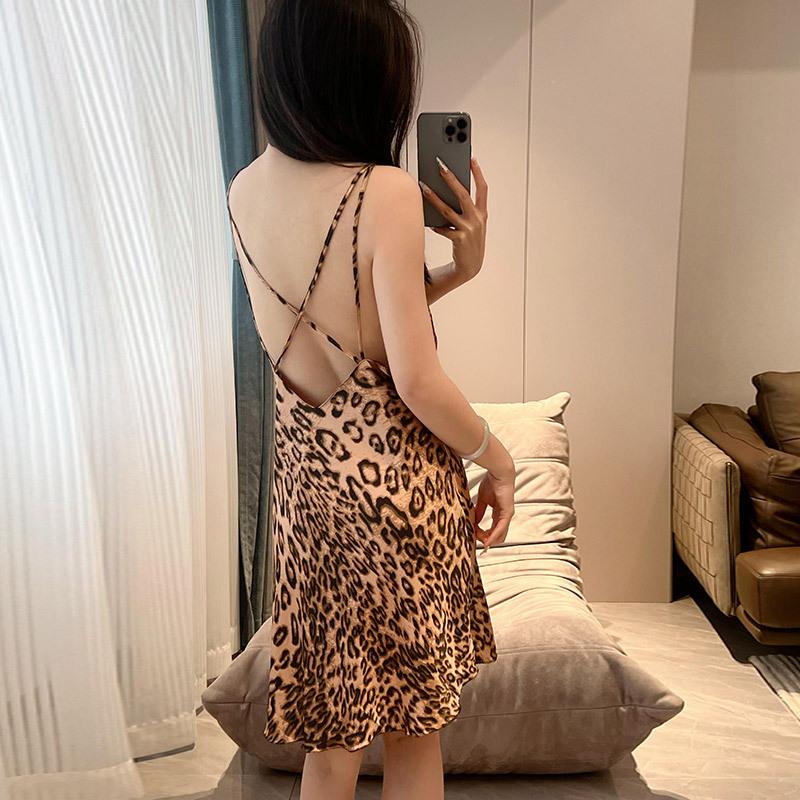 Pajamas women's spring and summer ice silk sleeveless pullover leopard print nightdress sexy with chest pad silk backless dress loungewear