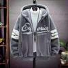 Men's Autumn Trendy American Baseball Jacket – High Street Loose Fit Sports Coat for Couples