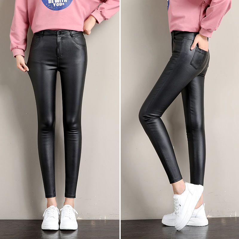 Women's High-Waisted Black Matte Leather Leggings - Fleece-Lined and Slimming for Fall/Winter
