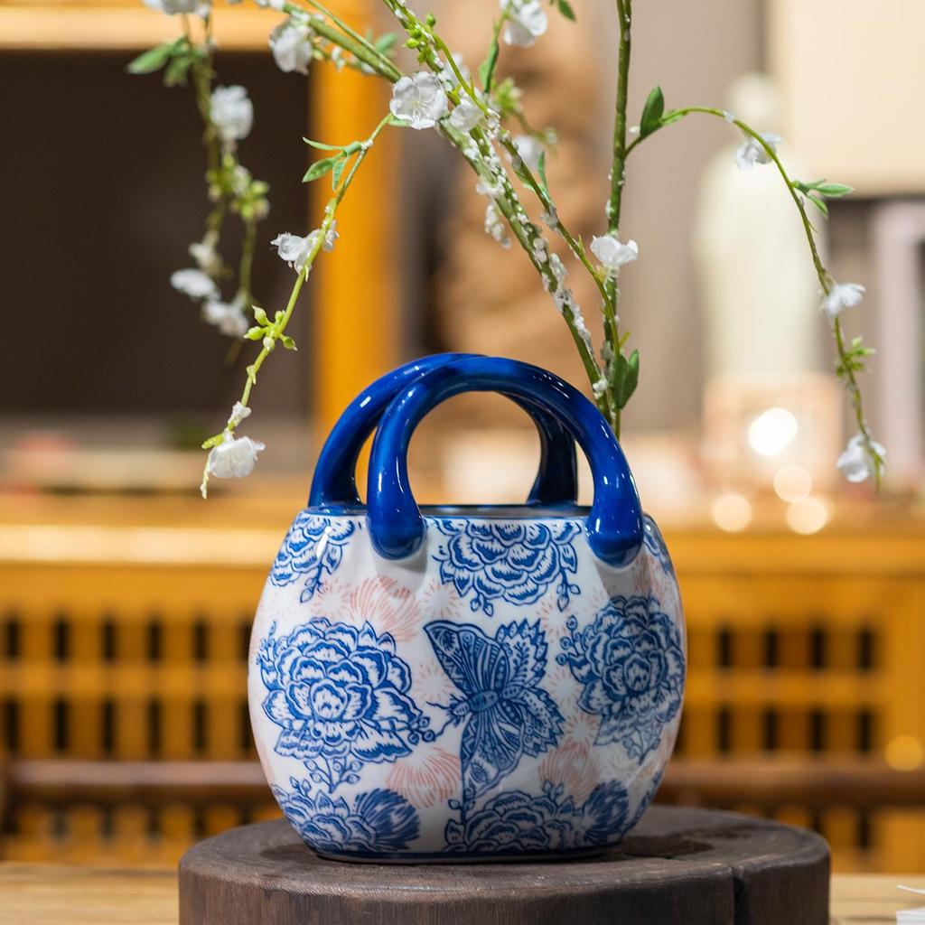 Jingdezhen Ceramic Handbag Vase - Chinese Style Hydroponic Ornament for Home Desktop Flower Arrangement