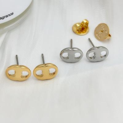 Elegant Pig Nose Stud Earrings: Unique High-End Design for Women, Classic and Versatile Fashion Accessory