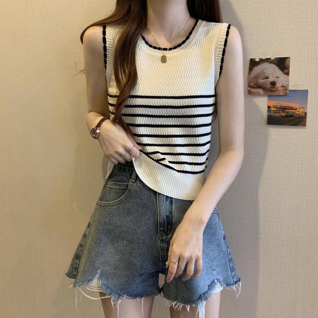 Französische gestreifte Strickweste für Damen im Sommer Dünnes Eisseiden-Ärmelloses Camisole mit Innenfutter T-Shirt-Top und trendige Oberbekleidung