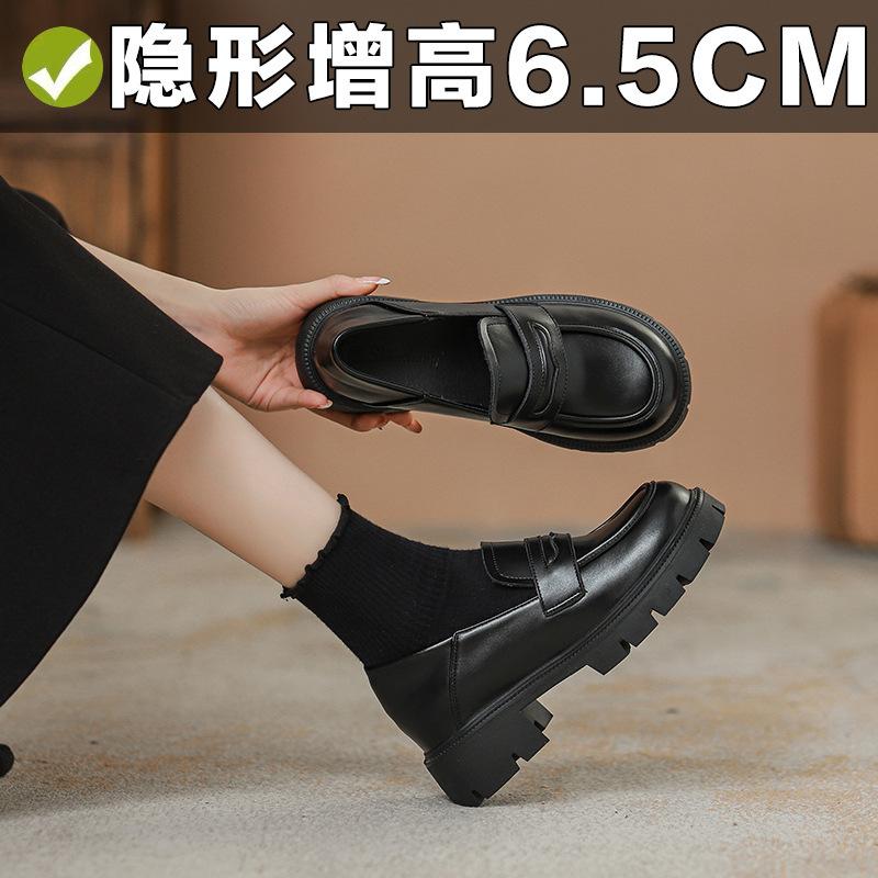 

Small leather shoes women s new inner height increase small size 32 women s one-pedal single shoes women 32 чорний