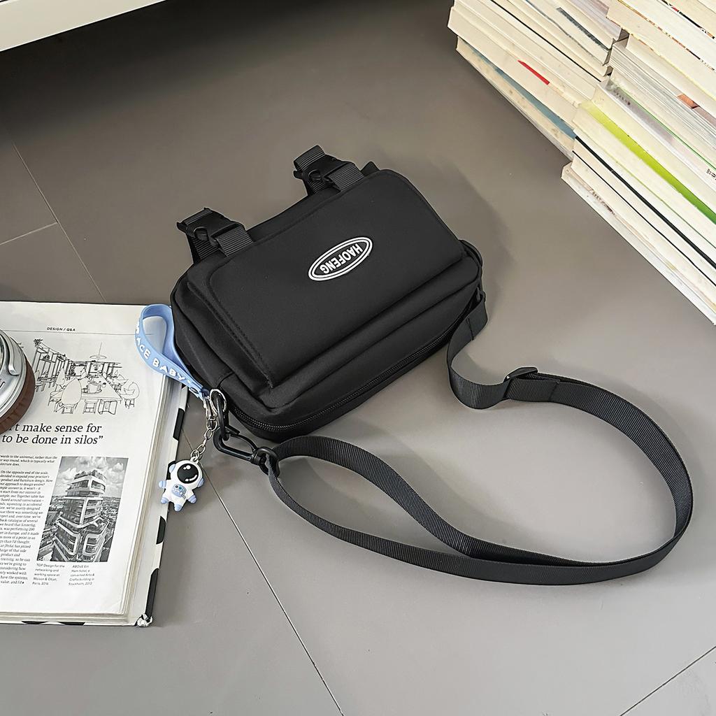 Outdoor Sports Messenger Bag Men'S And Women'S Casual Shoulder Bag Contrasting Color Small Square Bag Portable Travel Mobile Phone Bag Square Bag