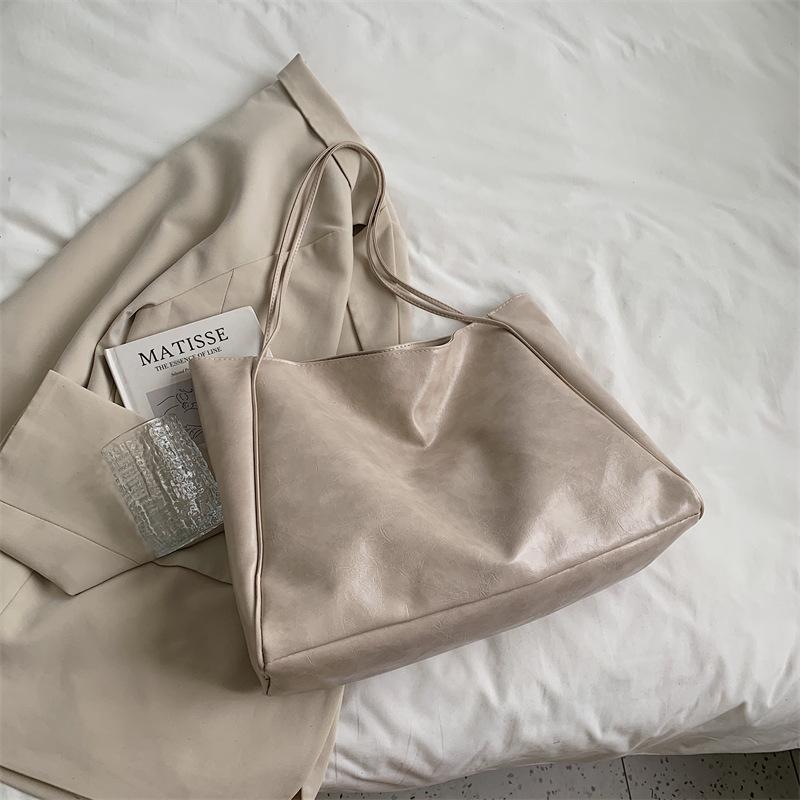 Casual Bag, New Trendy and Simple Women's Shoulder Bag, Simple and Versatile Large Capacity Commuting Tote Bags