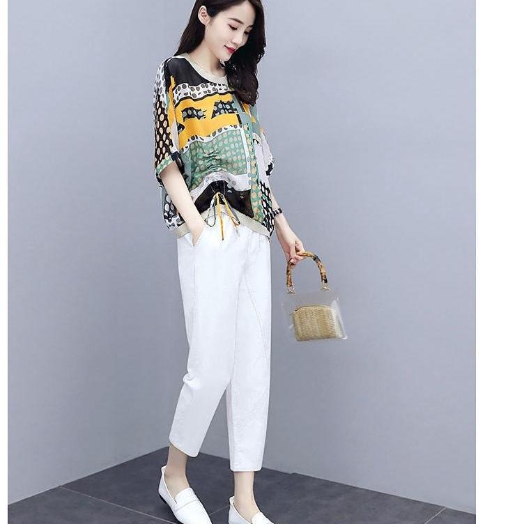 Women's Plus Size Casual Stylish Two-Piece: Five-Sleeve Print T-shirt & Nine-Point Pants Set
