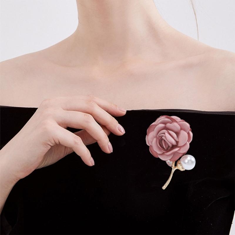 Women 3D Floral Brooch Lapel Pin Ladies Shawl Brooch Pin Clothing Jewelry Accessory for Wedding and Event Outfit