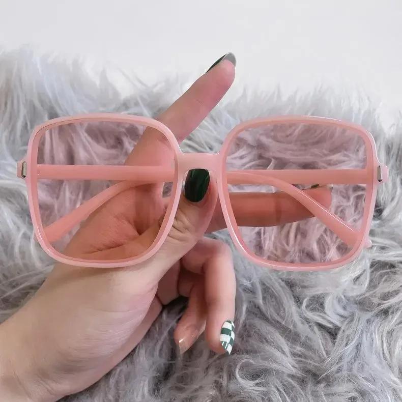 

New Gradient Designer Sunglasses Women Large Square Frame Retro UV400 Protection Leisure Shades Gafas De Sol 1PC