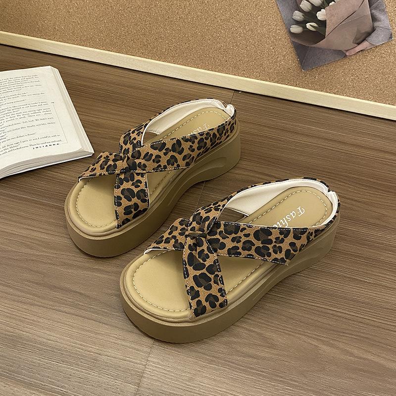

Leopard print platform sandals women s 2025 new summer fashion casual versatile non-slip hollowed-out Roman shoes with skirts 40 цветной печати леопарда