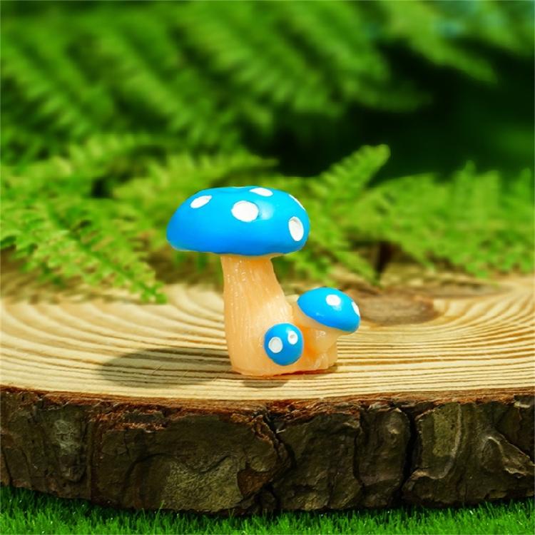 10Pcs Resin Mushrooms for Garden and Home Decoration Ornaments for Cake Decorating Ornaments
