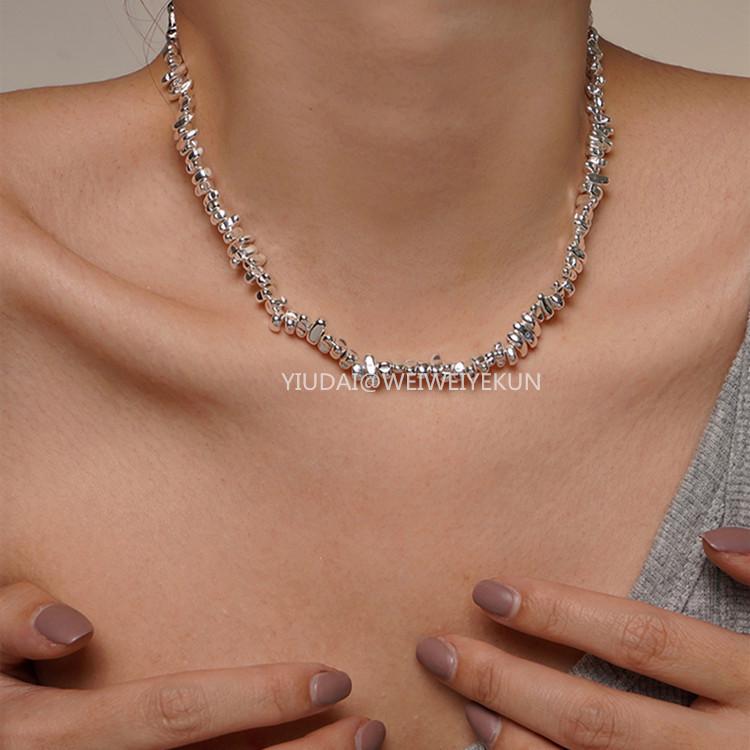 

Многослойное колье-чокер из нерегулярного жемчуга для женщин - Изысканный дизайн и модный шарм