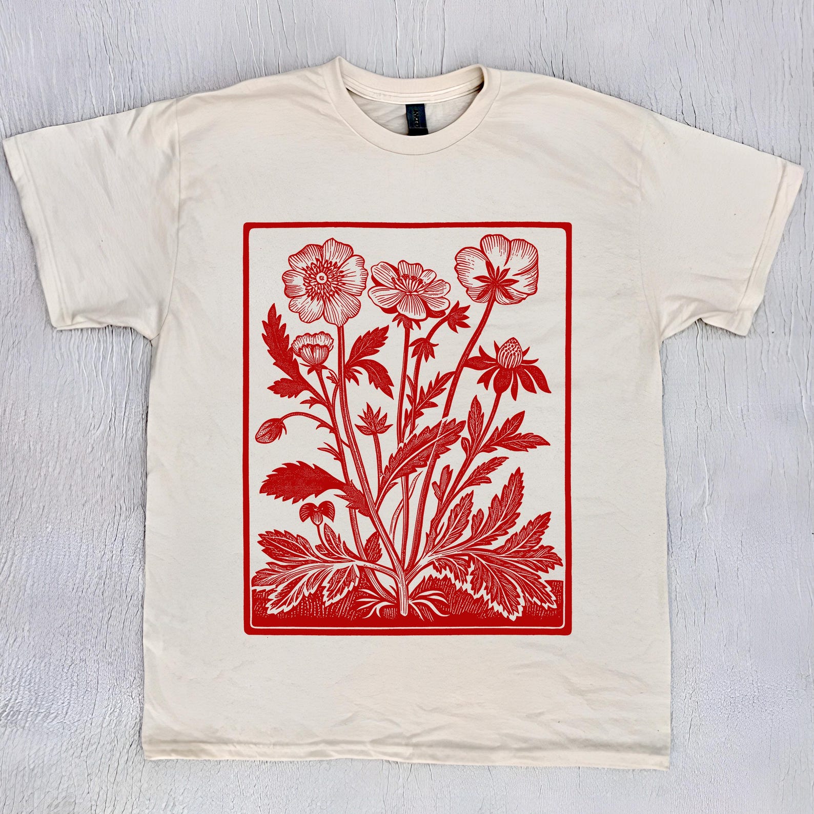 Pressed Flowers Vintage Aesthetic Shirt, 90s Retro Flowers Shirt, Wild Flowers, Flower Girl Cute Gardener Gardening Retro T-Shirt XL