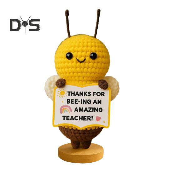 Crocheted Bee Teacher Appreciation Gift Handmade Thankful Bee Ornament with Sign Bee Crochet Doll Gift for Teachers Birthday Teacher's Day
