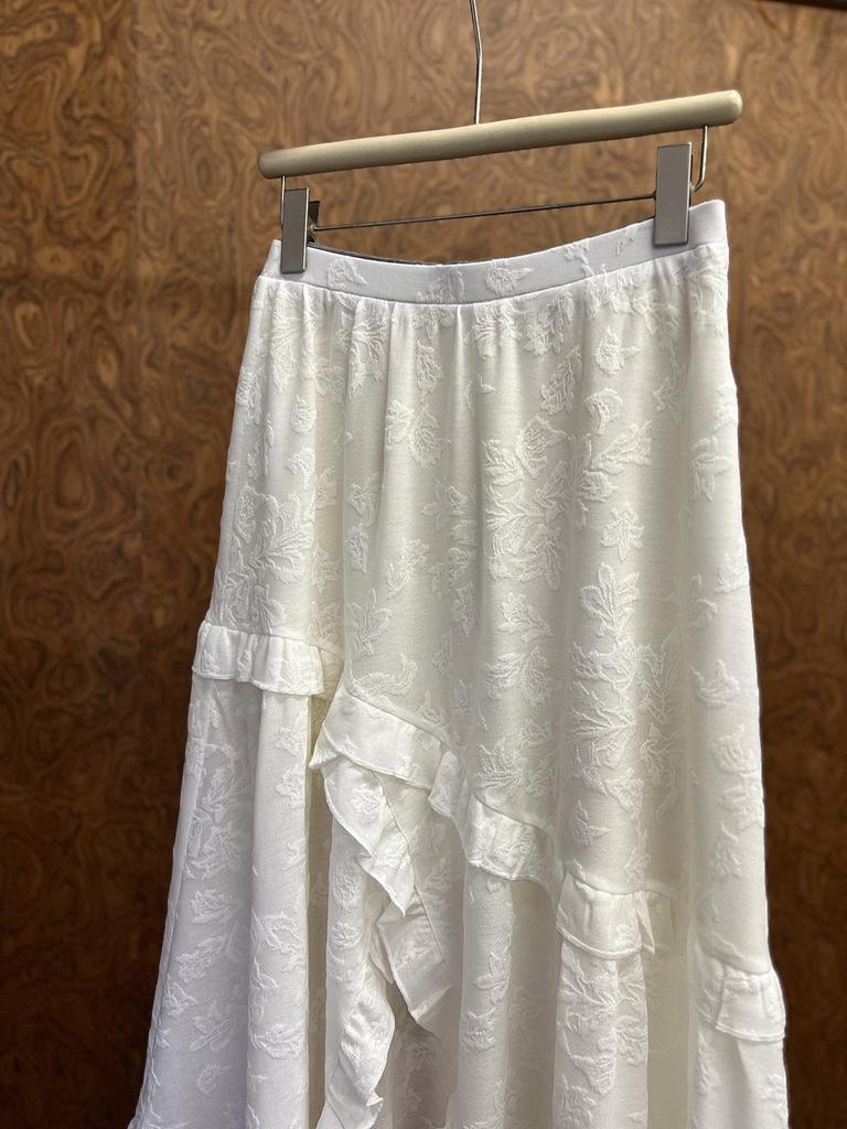 AS Designer 2026 Spring Irregular Dark Jacquard Ruffle Lace Skirt