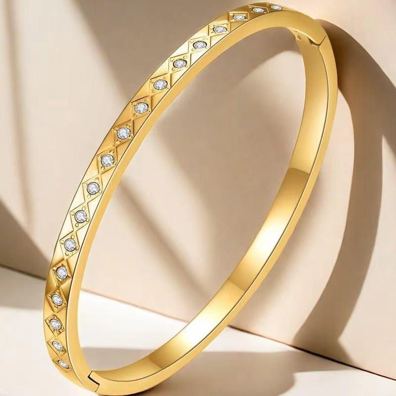 Bracelet Girls Niche Titanium Steel Jewelry Premium Sense Ins Wind Nail Opening Jewelry