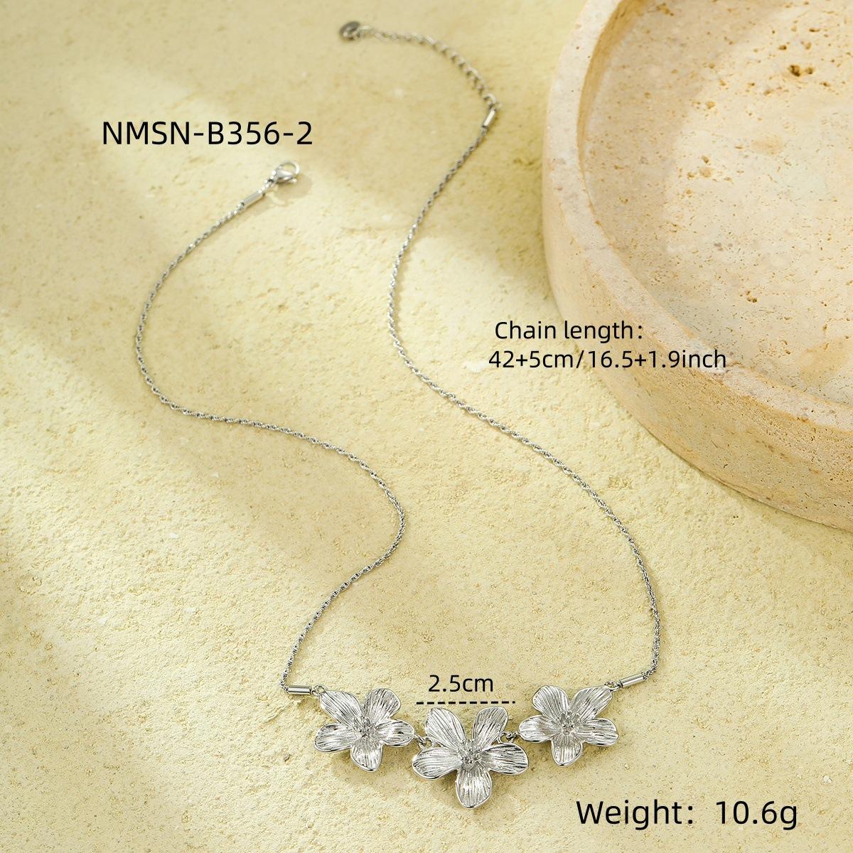 GEMCHIC Women s Elegant Textured Flower Pendant Necklace Stainless Steel Gold Silver Tone Collarbone Chain Fashion Jewelry